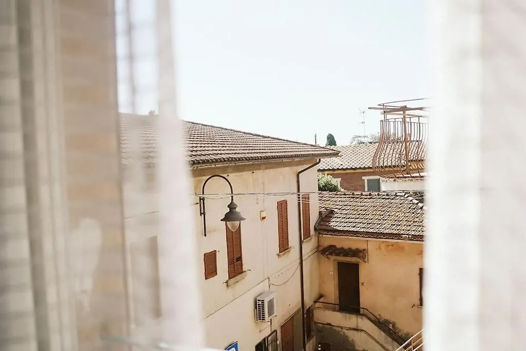 Casa Vacanze L'Angolo Fiorito Bettolle Holiday home