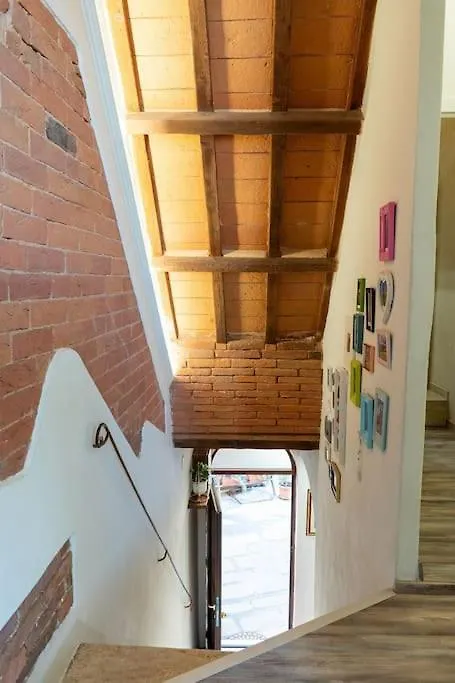Casa Vacanze L'Angolo Fiorito Bettolle 0*,  Italy