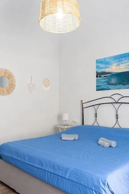 Casa Vacanze L'Angolo Fiorito Bettolle 0*,  Italy