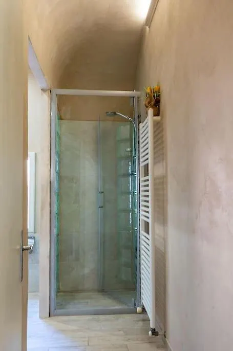 Casa Vacanze L'Angolo Fiorito Bettolle Italy